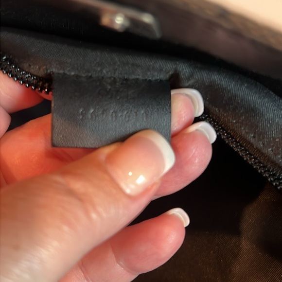 Gucci Logo Large Monochrome Canvas Adjustable Tote - Picture 8 of 10